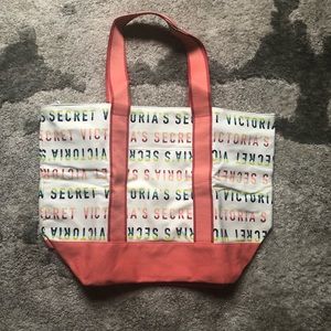 🎉HOST PICK🎉 NWT Victoria’s secret canvas bag